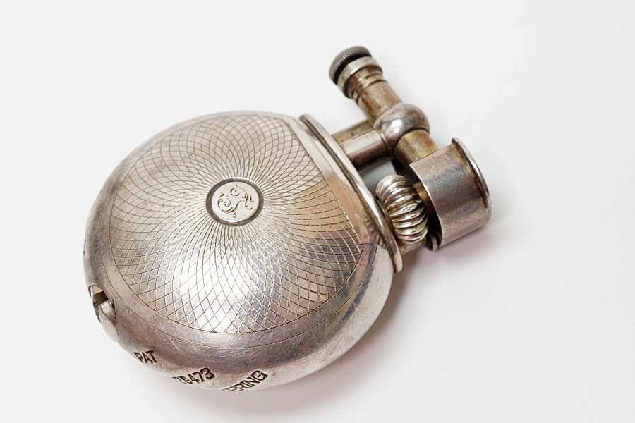 通称ダルマ 純銀 アンティークダンヒル オイルライター シガレット