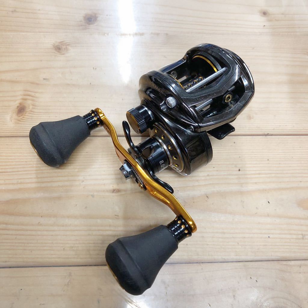 シンプルでおしゃれ Revo ビッグシューターコンパクト - リール シンプルでおしゃれ Revo ビッグシューターコンパクト - リール