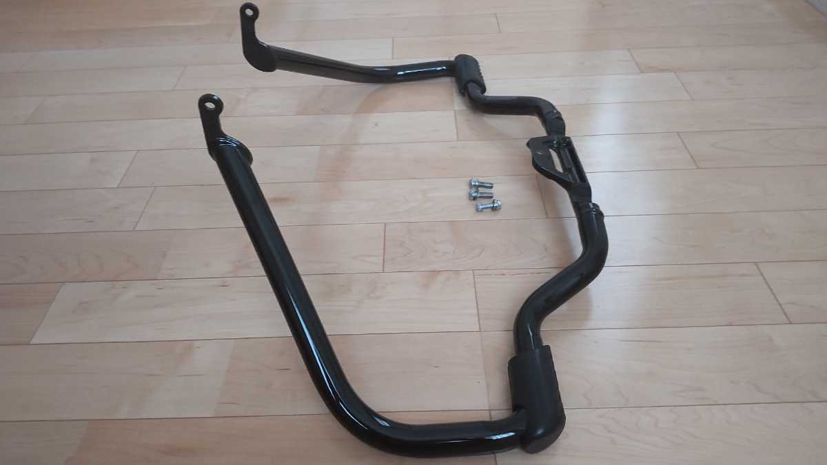 送料無料】【ハーレー純正】49000141 マスタッシュ・エンジンガード M8