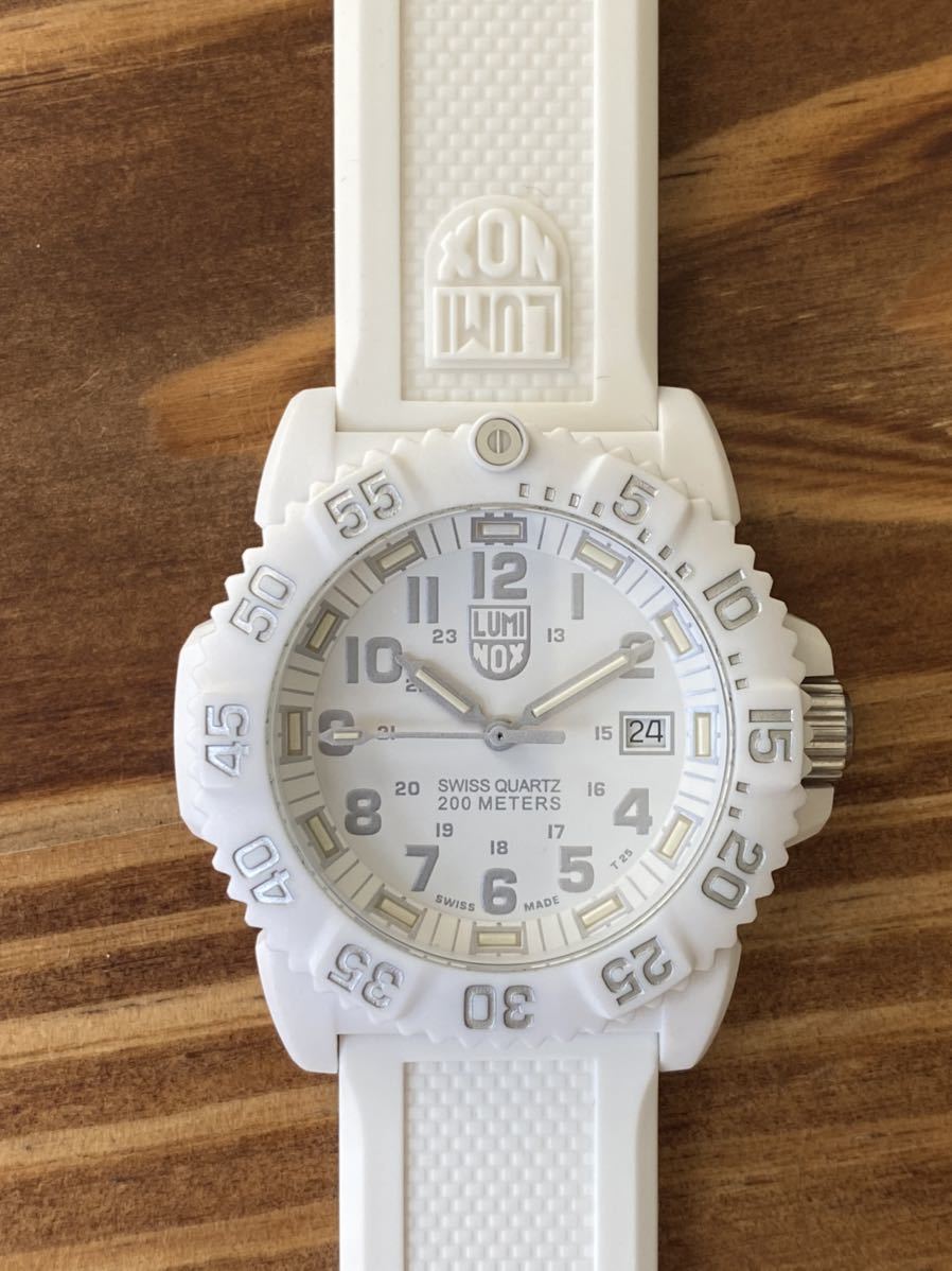 LUMINOX ルミノックス SERIES ホワイト 腕時計 激安通販できます ルミノックス ホワイトアウト Whiteout 3057 美品 Luminox 腕時計(アナログ)