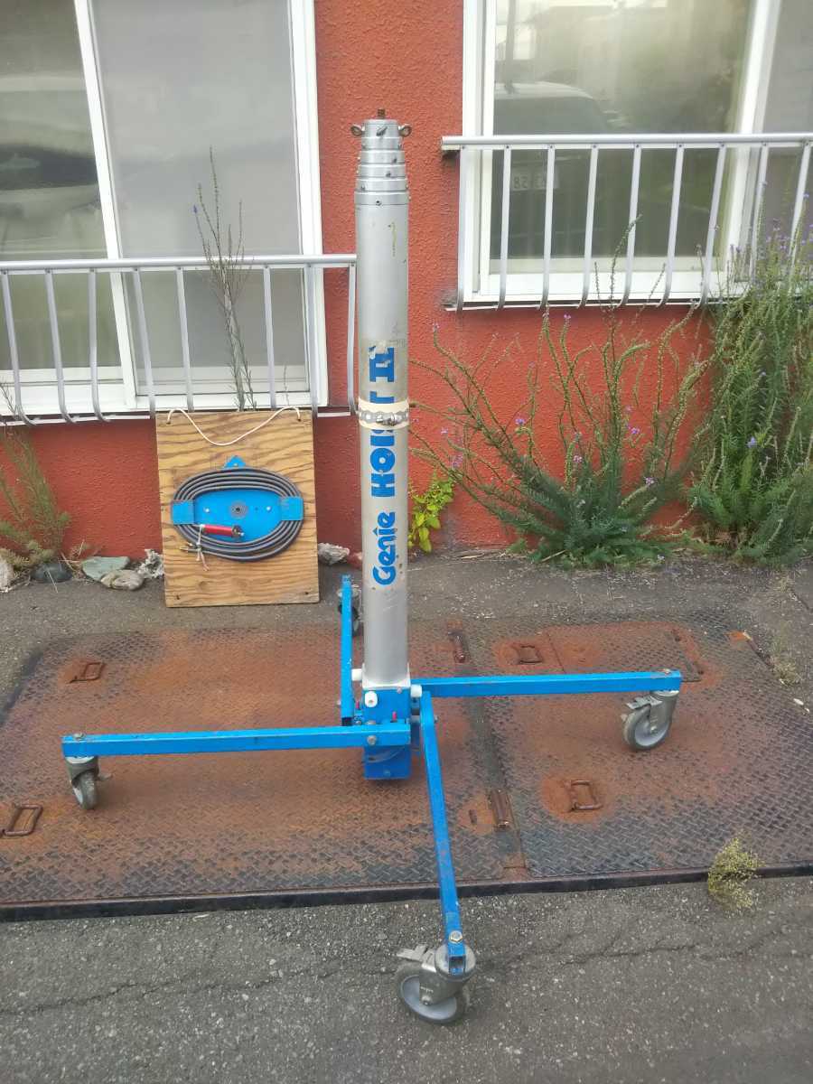 Genie Industries ジーニーホイスト2 エアーリフター 荷上げ機 ガス 昇降機 札幌引取限定