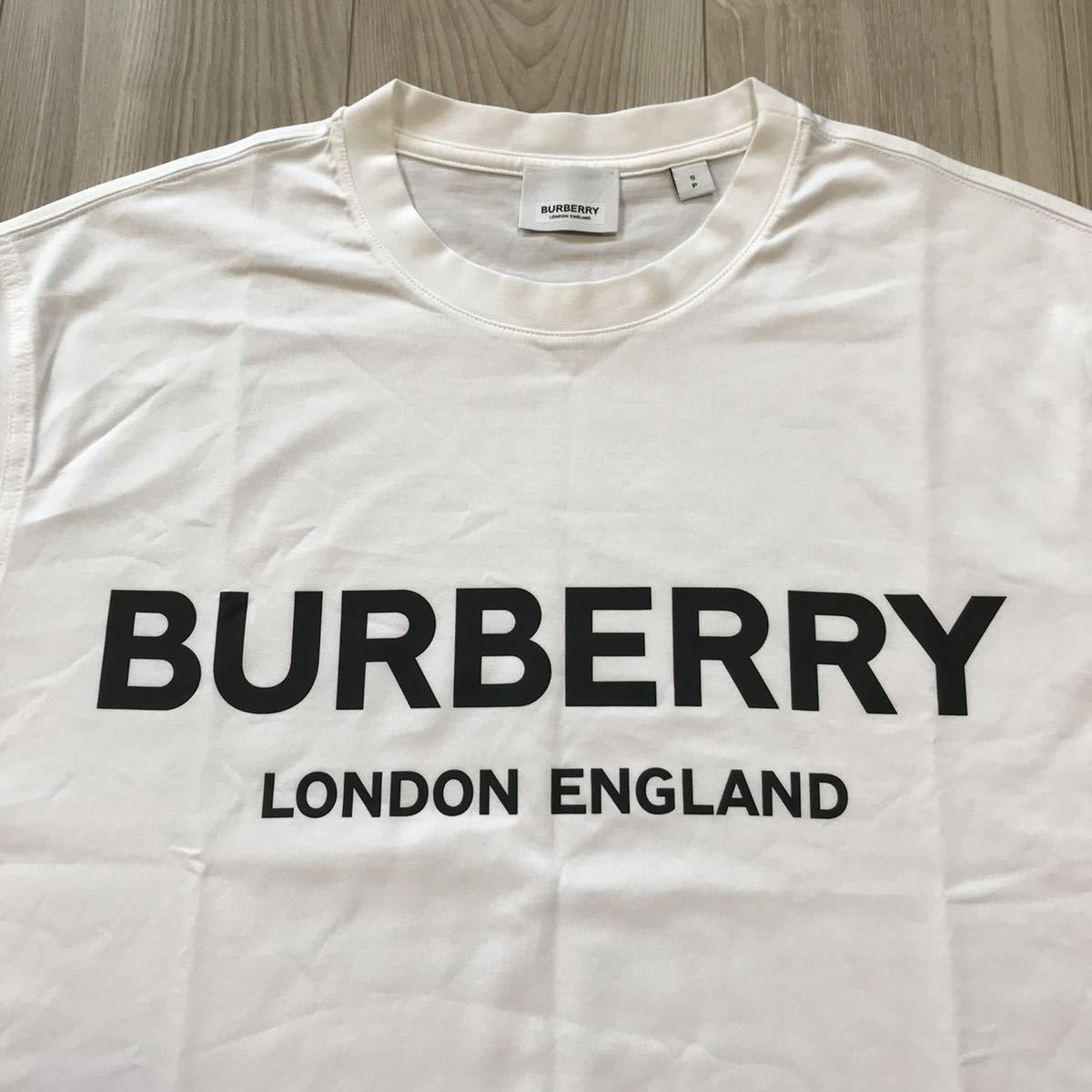 新品 定価52 800 BURBERRY LONDON ENGLAND TEE Sバーバリー ロンドン