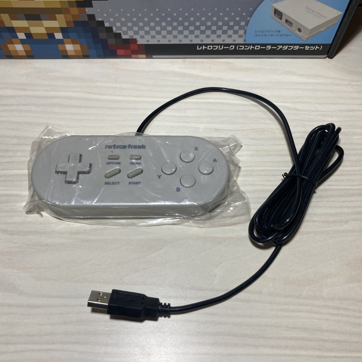 美品 レトロフリーク コントローラーアダプターセット CY-RF-B 美品 レトロフリーク コントローラーアダプターセット CY-RF-B