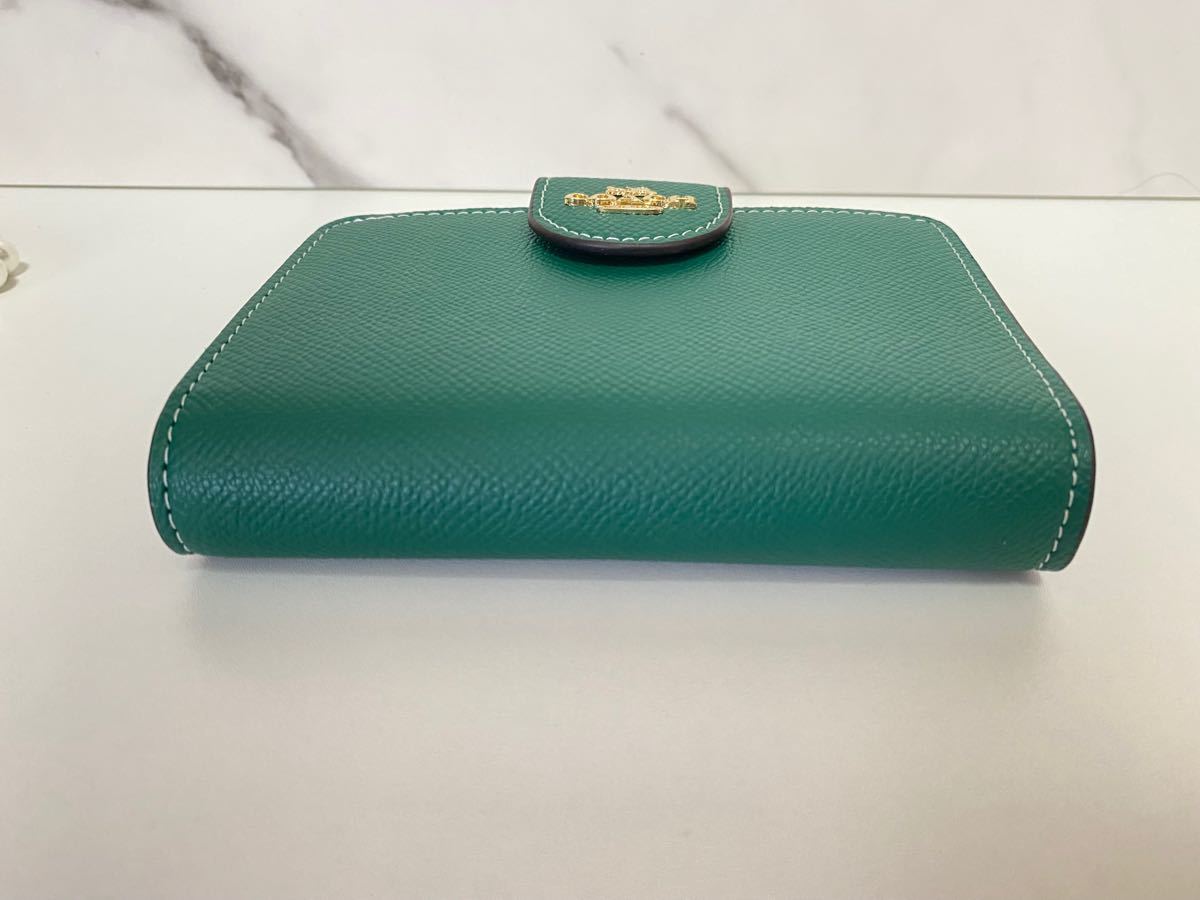 新品 coach コーチ 二つ折り財布 | contifarma.pe