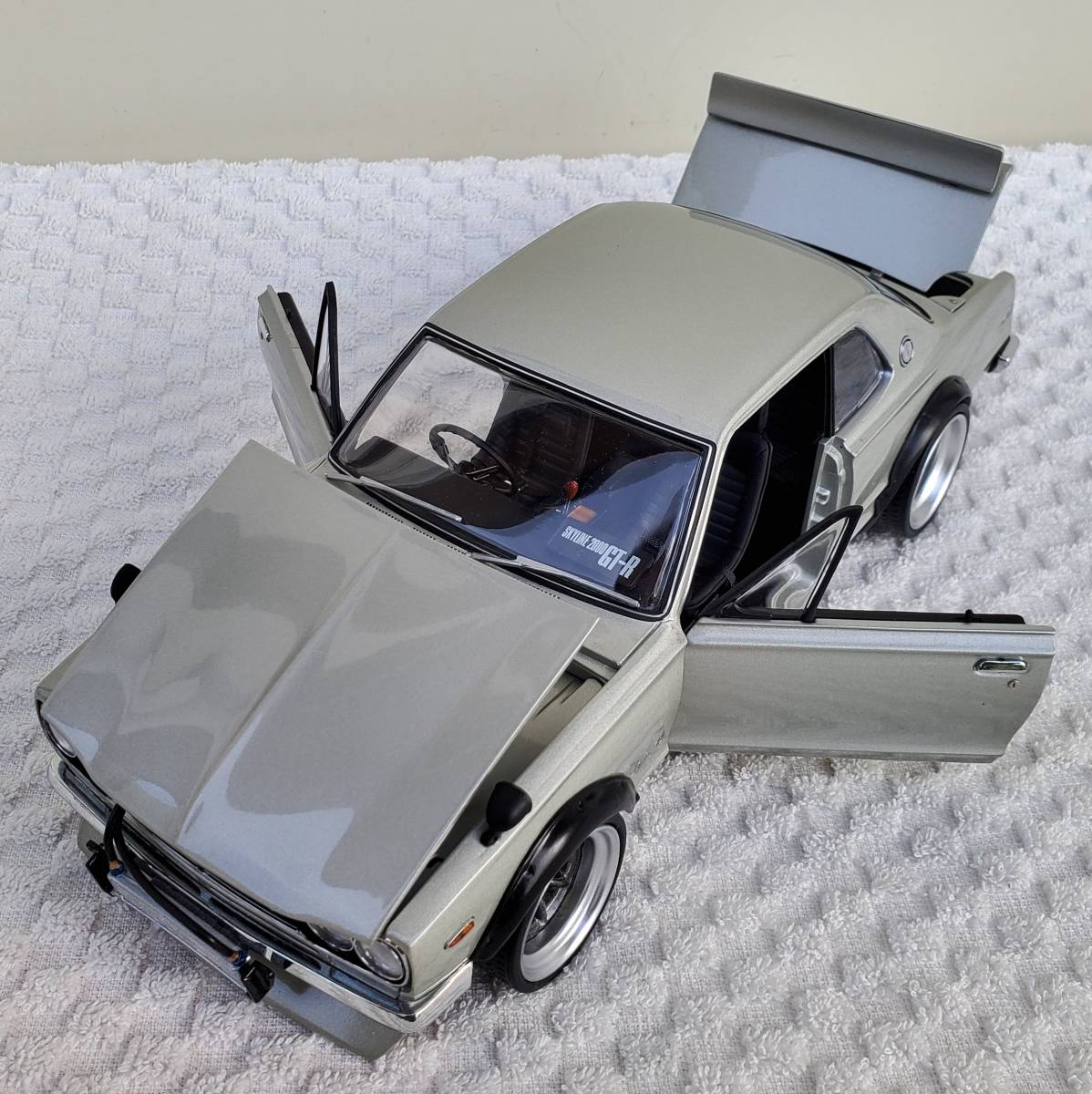 オイルクーラー ワタナベ カスタム 京商 1/18 日産 スカイライン