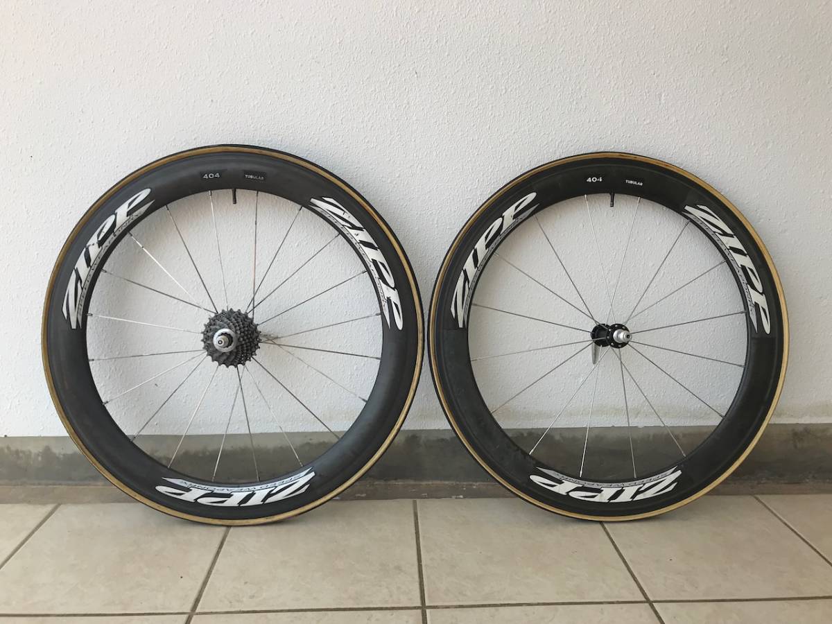 Yahoo!オークション - ZIPP 404 650C チューブラー カーボン Yahoo!オークション - ZIPP 404 650C チューブラー カーボン