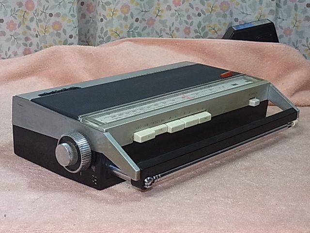 SONY 【ICF-6000】 アウトドア設計防滴・耐ショックラジオ FM76 SONY 【ICF-6000】 アウトドア設計防滴・耐ショックラジオ FM76