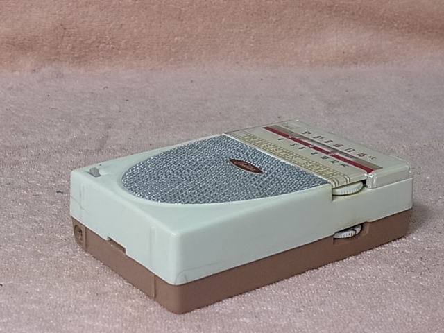 TOSHIBA 東芝 【7TP-382(S)】 昭和の珍品 MW/SW アンティーク TOSHIBA 東芝 【7TP-382(S)】 昭和の珍品 MW/SW アンティーク