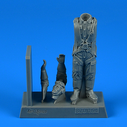 エアロボーナス 320164 1/32 フランス空軍 WWII パイロット(汎用）