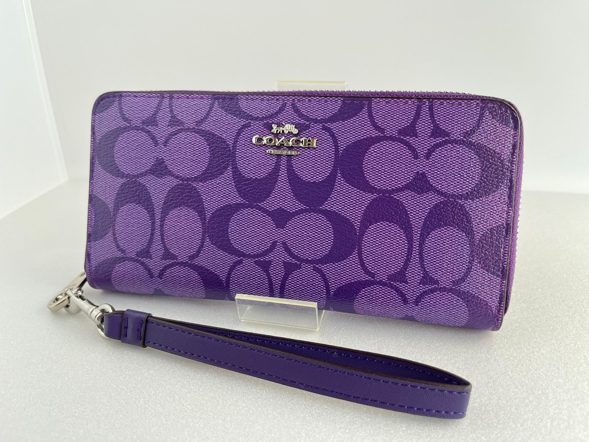 PayPayフリマ|【新品未使用】コーチCOACH長財布 シグネチャー C4452 ラウンドファスナー ストラップ付き パープル PayPayフリマ|【新品未使用】コーチCOACH長財布 シグネチャー C4452 ラウンドファスナー ストラップ付き パープル
