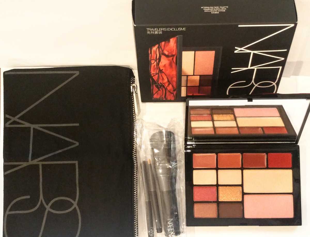 新品 ナーズ アフターグロー フェースパレット NARS アイシャドウ チーク リップ パレット メイクブラシ 3本 ポーチ セット 免税店 限定品