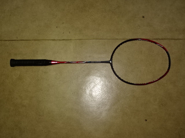 YONEX ヨネックス ナノフレア700 NF-700 レッド 4UG5 1ヵ月程度使用 ジャンク品 バドミントン ラケット