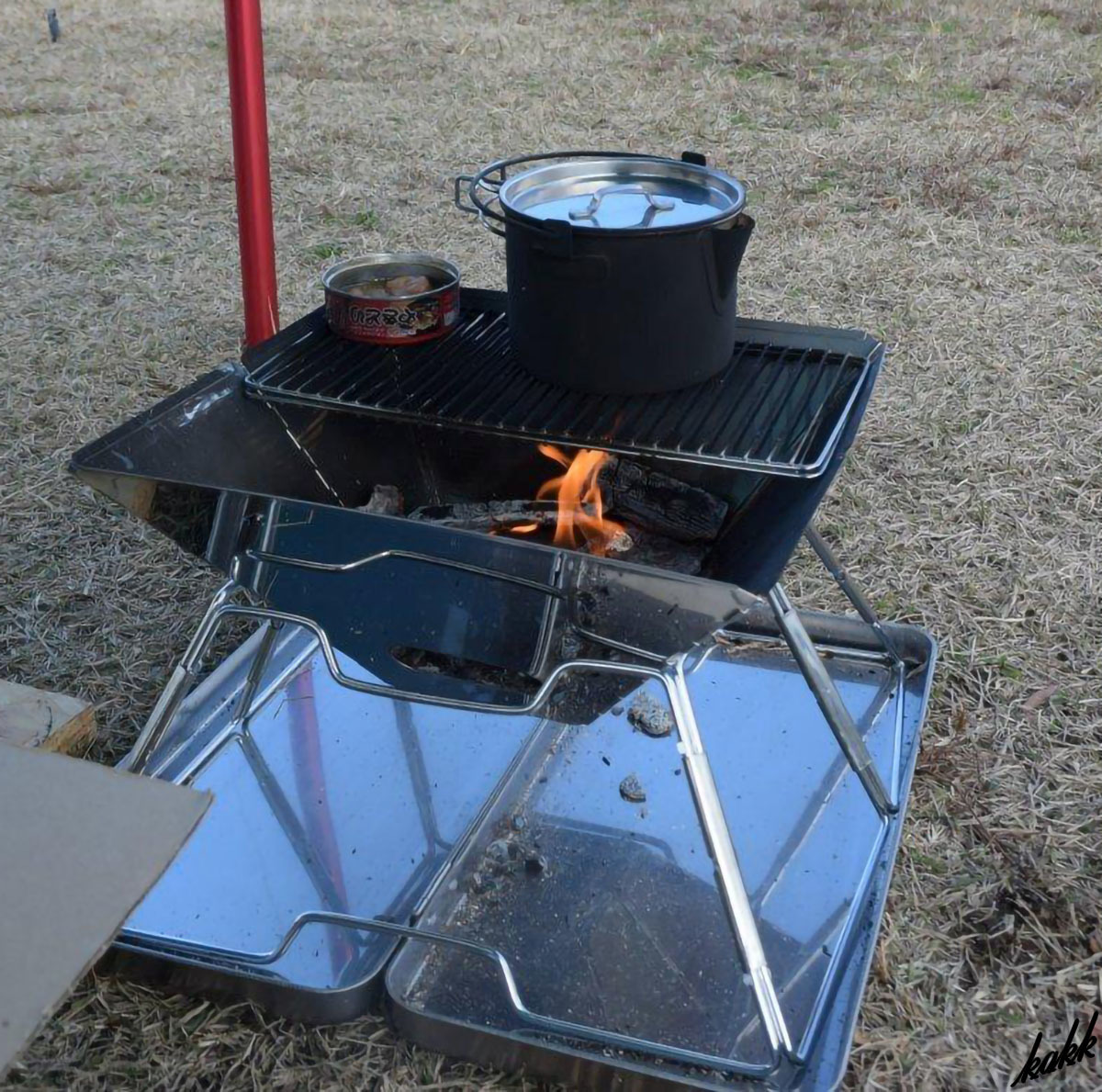 【熱に強く変形しにくい】 焚き火台 3-4人用 専用収納ケース付き ステンレス製 お手入れ簡単 バーベキューグリル キャンプ アウトドア BBQ