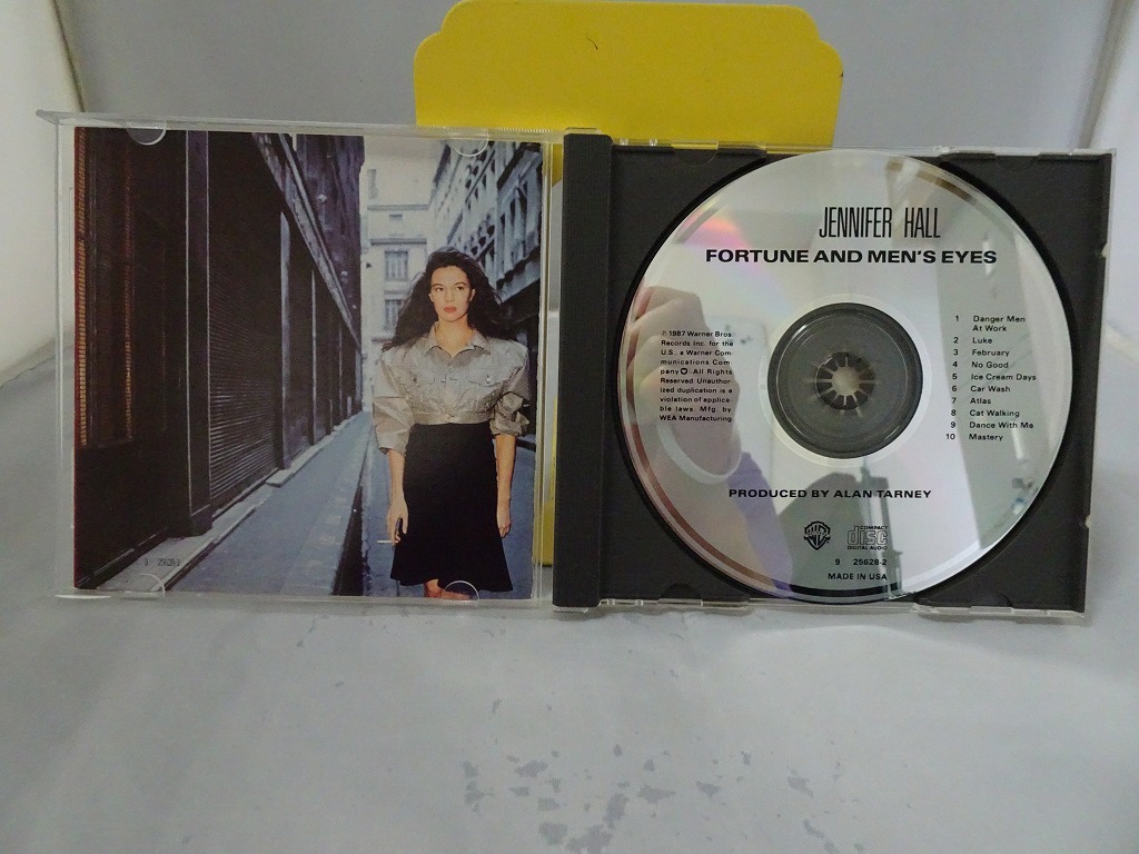 PC86★中古CD JENNIFER HALL ジェニファー・ホール/Fortune and Men's Eyes フォーチュン・アンド・メンズ・アイズ 盤面良好クリーニング済_画像3