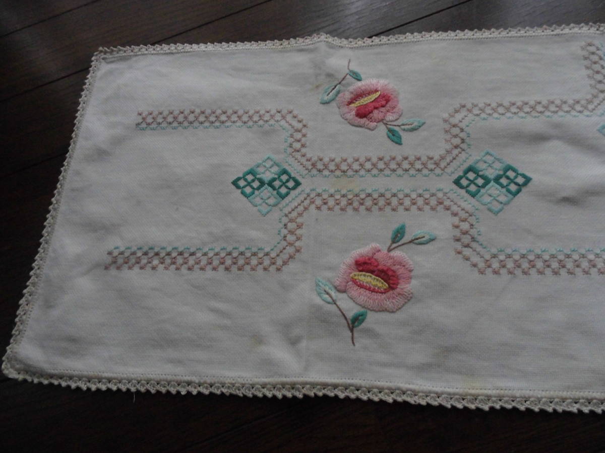 ヤフオク! - ハンドメイドテーブルセンター戸塚刺繍使用品