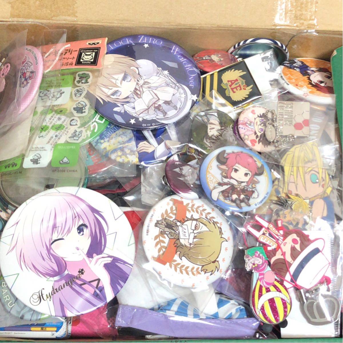 アニメ雑貨まとめ売り 大量 アニメグッズ オンラインショップ アニメ キャラクター 雑貨