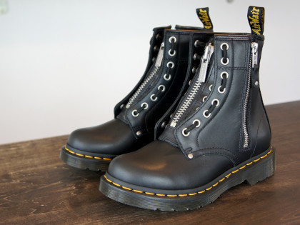 ● 23.0cm（UK4) ● Dr.Martens ドクターマーチン 1460 TWIN ZIP 8ホール ブーツ ジップ ファスナー 黒 27629001 限定 正規品 新品 即決