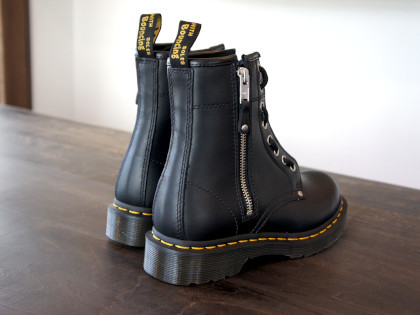 ● 23.0cm（UK4) ● Dr.Martens ドクターマーチン 1460 TWIN ZIP 8ホール ブーツ ジップ ファスナー 黒 27629001 限定 正規品 新品 即決