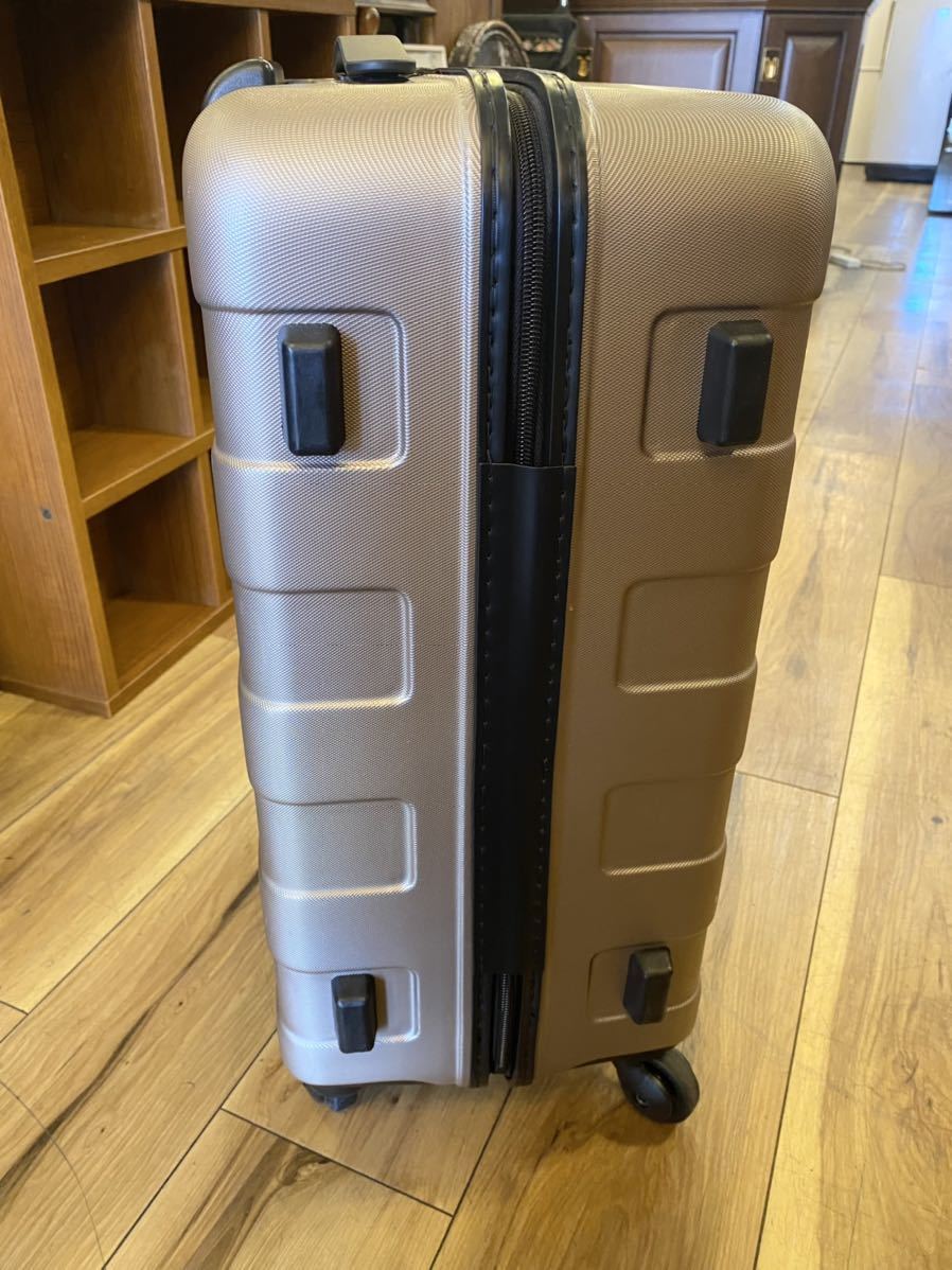 格安販売中 U Muji 無印良品 G6sa061 スーツケース キャリーケース キャリーバッグ 33l シルバー 鍵なし Catalasarenas Com 格安販売中 U Muji 無印良品 G6sa061 スーツケース キャリーケース キャリーバッグ 33l シルバー 鍵なし Catalasarenas Com