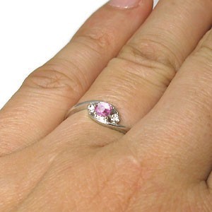 ピンクサファイヤ エンゲージリング プラチナ 婚約指輪 安い 一粒 指輪_画像2