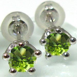 ペリドット メンズピアス 18金 王冠モチーフ 一粒 ペリドットメンズピアス