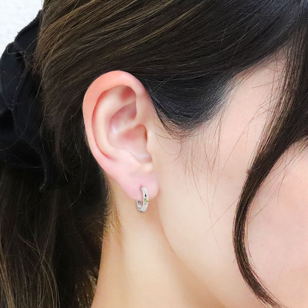 フープピアス レディース 18k ゴールド ペリドット 誕生石 8月 両耳