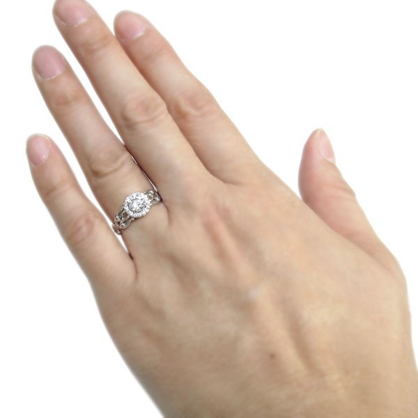 婚約婚約指輪 アンティークリング ダイヤモンド 取り巻き エンゲージリング_画像2