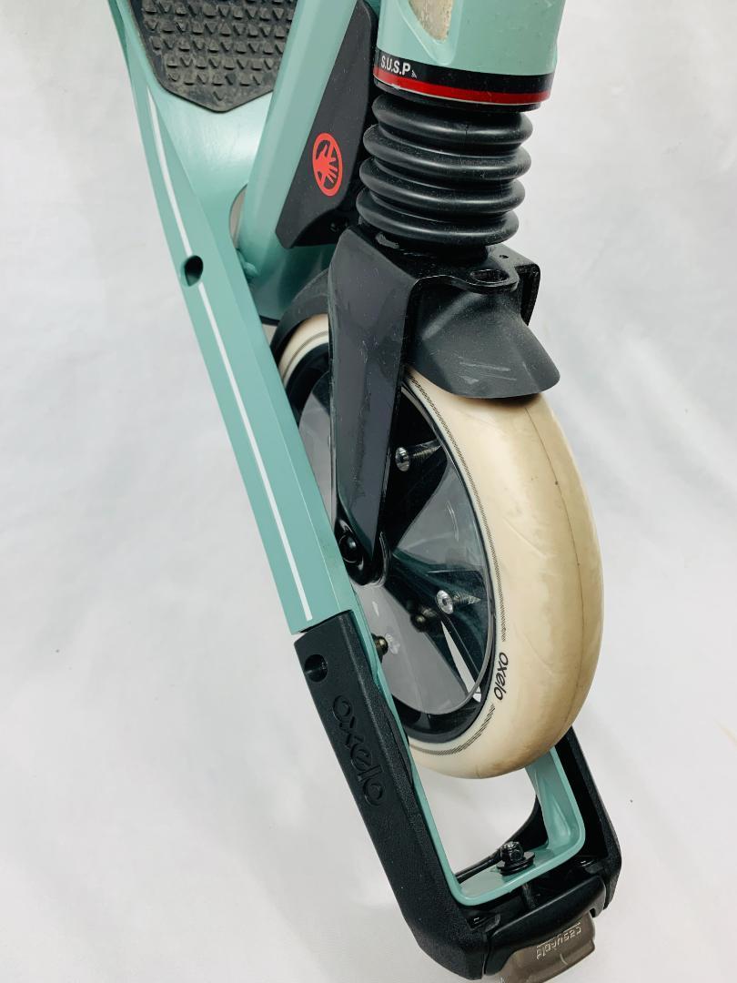 最前線の デカトロン キックボード oxelo town9 スケートボード