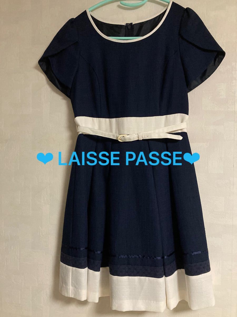 ◇LAISSE PASSE  チューリップ袖ネイビー半袖ワンピース◇