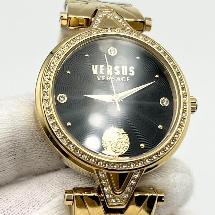 未使用品・高級】ヴェルサーチ VERSUS VERSACE 腕時計 時計 レディース