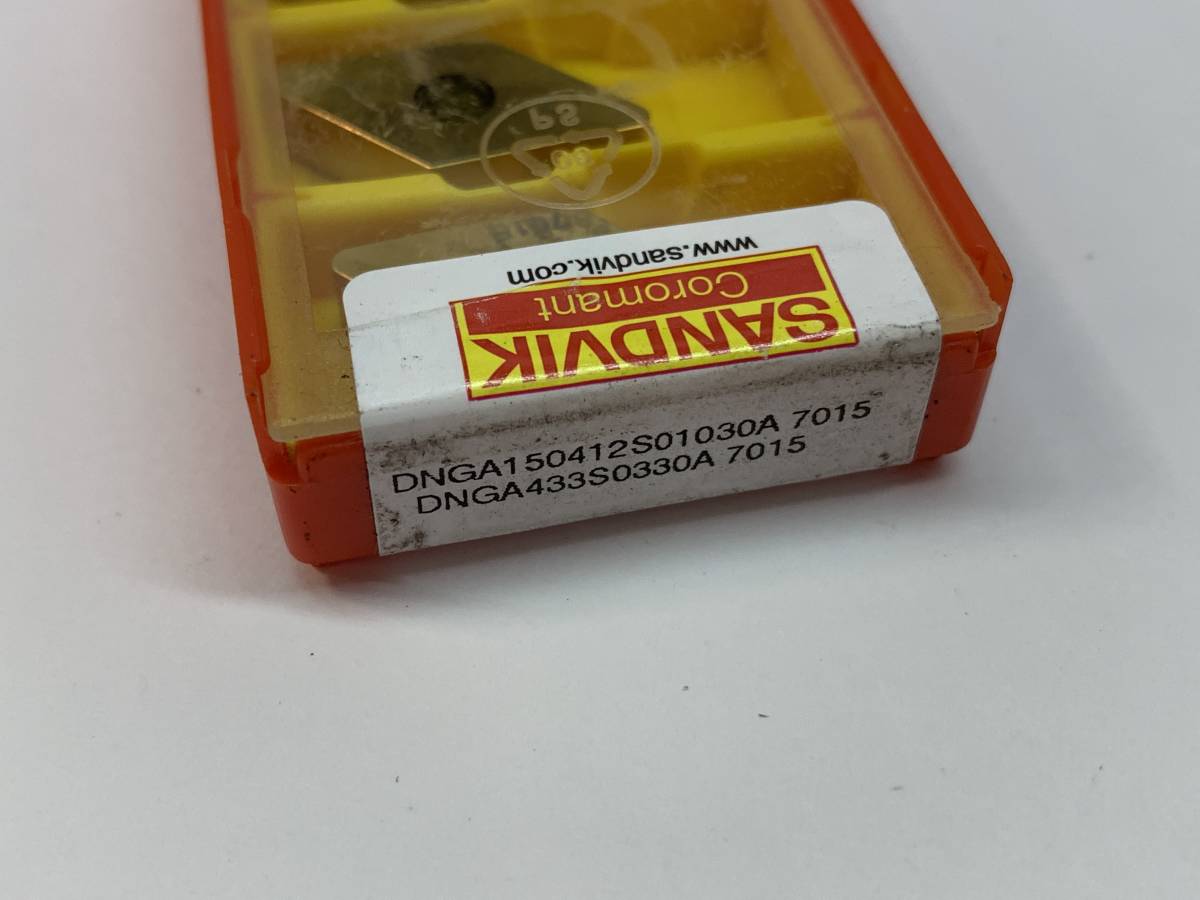 サンドビック(SANDVIK) チップ Coromant DNGA150412S01030A