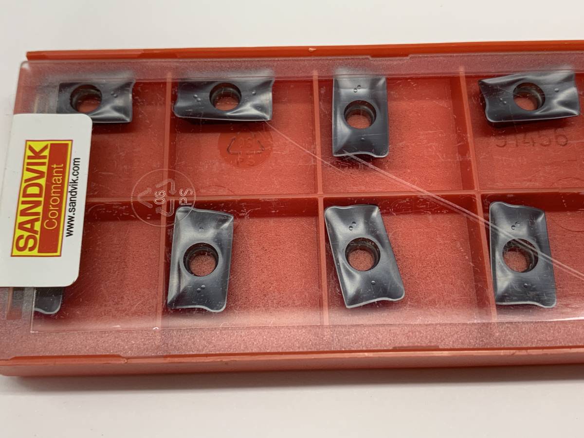 サンドビック(SANDVIK) チップ R390-17 04 12E-PM 1130 1箱 サンドビック(SANDVIK) チップ R390-17 04 12E-PM 1130 1箱