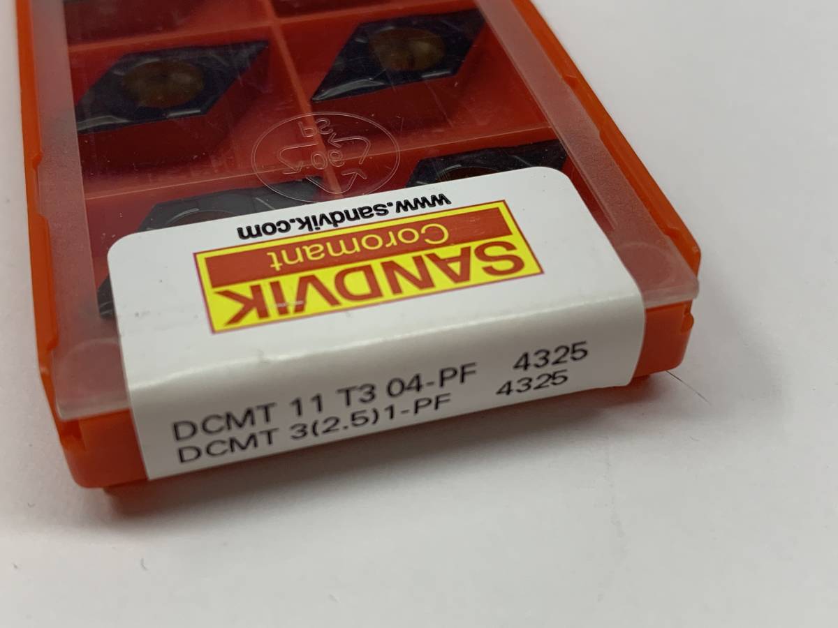 サンドビック（SANDVIK） チップ 　DCMT 11 T3 04-PF 4325 　　 1箱（10個入り）【未開封品】　　 　　 　 (20228143)_画像5