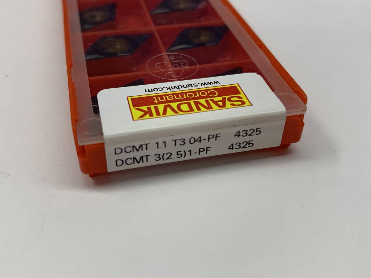 サンドビック(SANDVIK) チップ DCMT 11 T3 04-PF 4325 1箱(10個入り