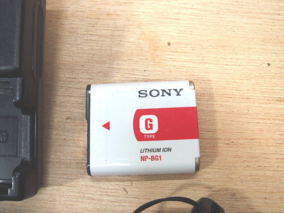 SONY ソニー Cyber-shot サイバーショット DSC-W170 BC-CSGE NP-BG1 カメラ バッテリー 充電器 デジカメ コンパクト 【82%OFF!】 SONY ソニー Cyber-shot サイバーショット DSC-W170 BC-CSGE NP-BG1 カメラ バッテリー 充電器 デジカメ コンパクト 【82%OFF!】