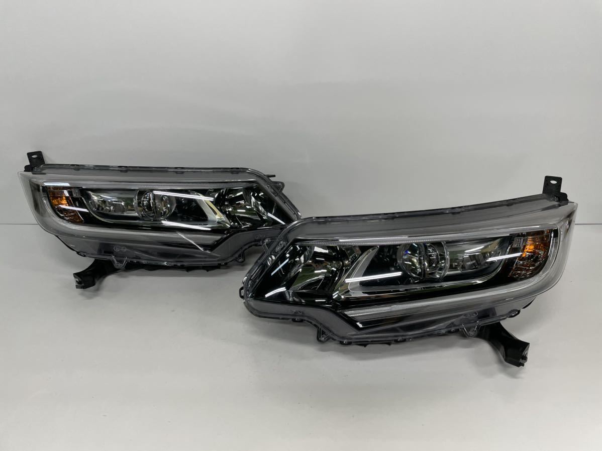 40826 ① 破損無し フリード GB5 純正 左右 ヘッドライト LED STANLEY