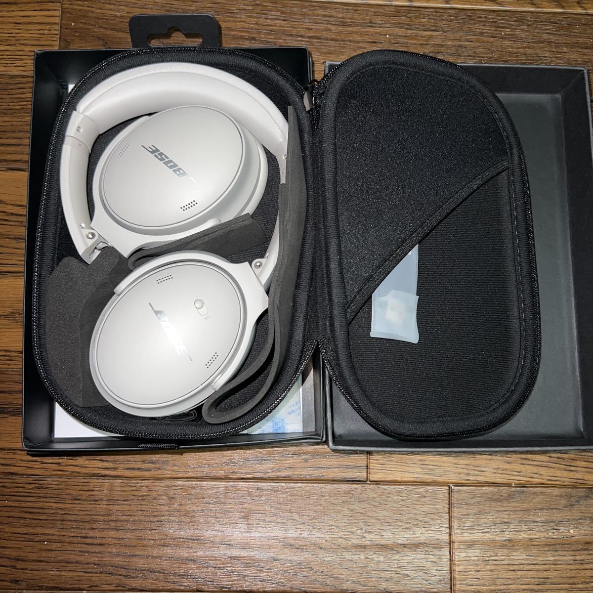 BOSE ノイズキャンセリングヘッドホン Quiet COMFORT 45 II 開封新古品_画像1