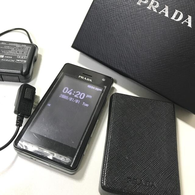 FOMA PRADA PHONE プラダフォン L852i スマホ 携帯 箱付 ケース付 レア 