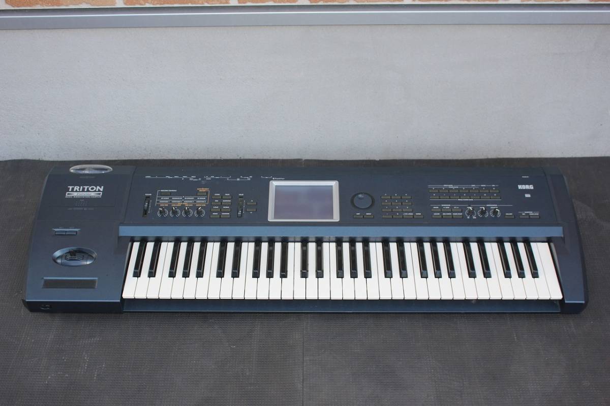 KORG コルグ シンセサイザー TRITON EXTREME TRITONEXT61 現状品 | www