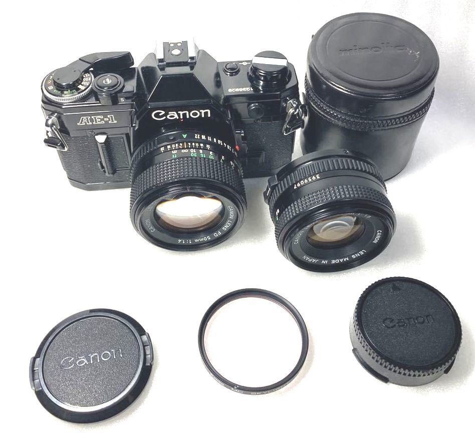 ☆完動・とても綺麗☆Canon AE-1 Black ボディ＋Canon New FD 50mm F1.4+Canon New FD 50mm F1.8  レンズ２個セット 付属品多数 動作確認済 - brandsynariourdu.com