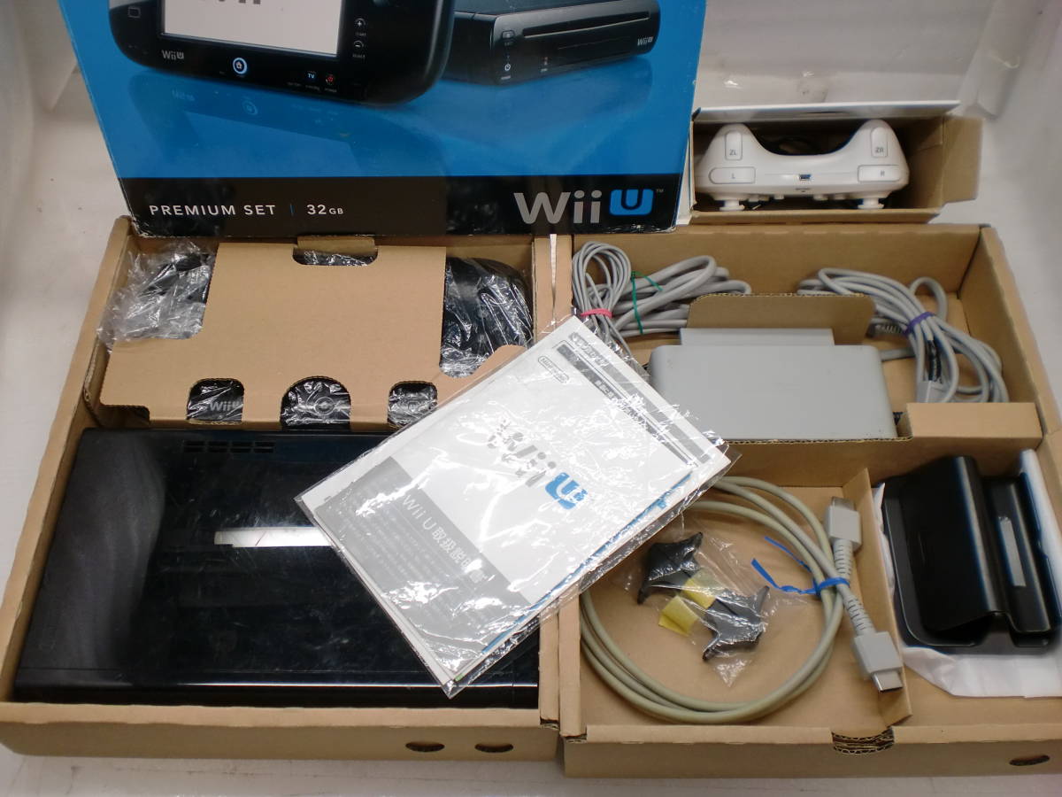 2208281 WiiU body (32GB) built-in soft great number Bomberman lock man present condition goods 