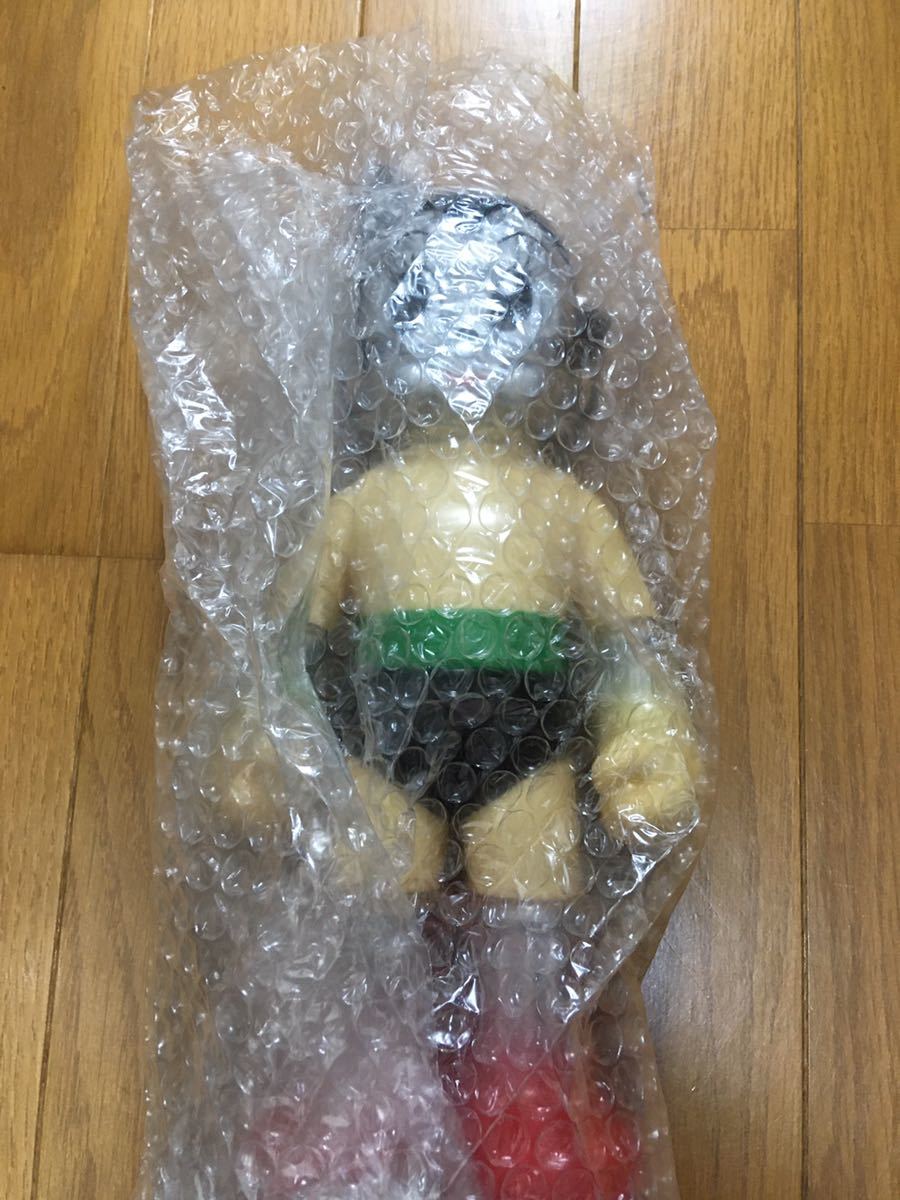 SECRET BASE 鉄腕アトム Astro Boy Middle Scale #3 SECRET BASE 鉄腕アトム Astro Boy Middle Scale #3
