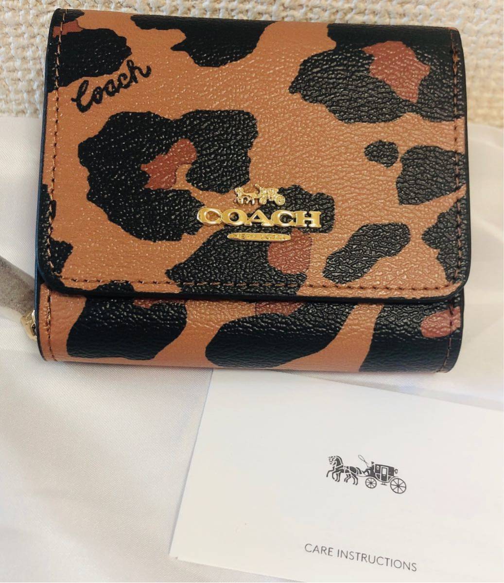 人気満点 COACH コーチ 三つ折り財布 ミニウォレット レオパード 豹柄