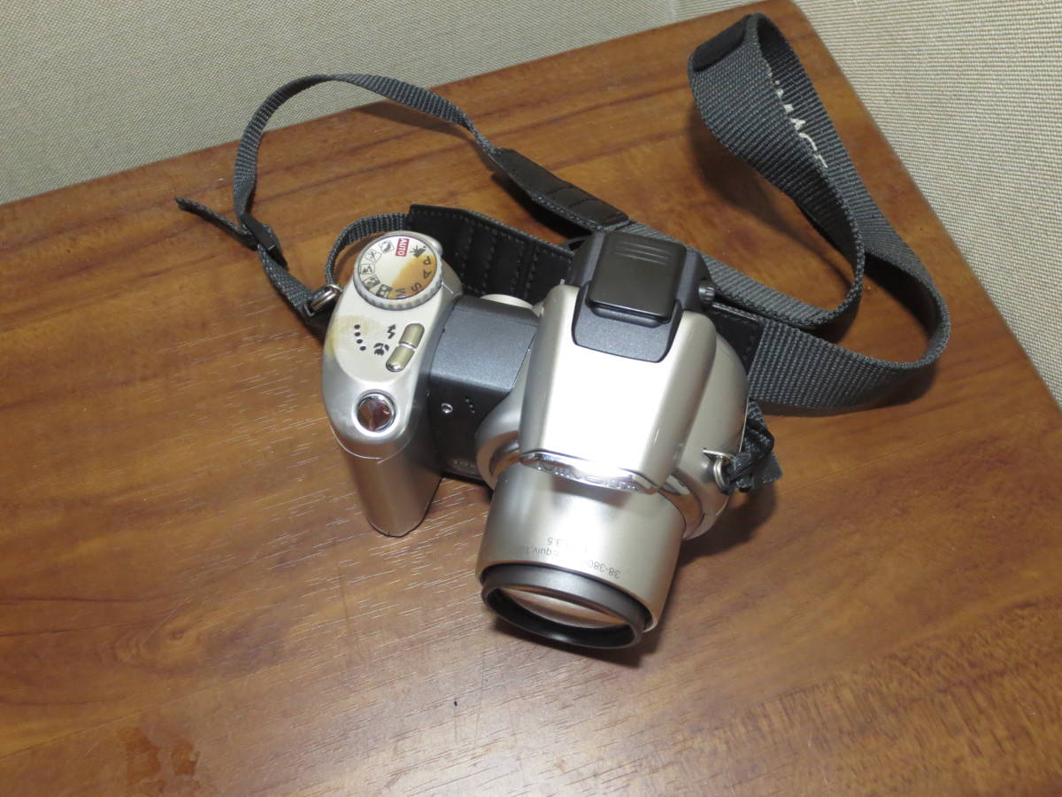 『Made in Japan』Minolta Dimage Z1 ミノルタ ディマージュ 38-380mm/2.8-3.5 _画像3