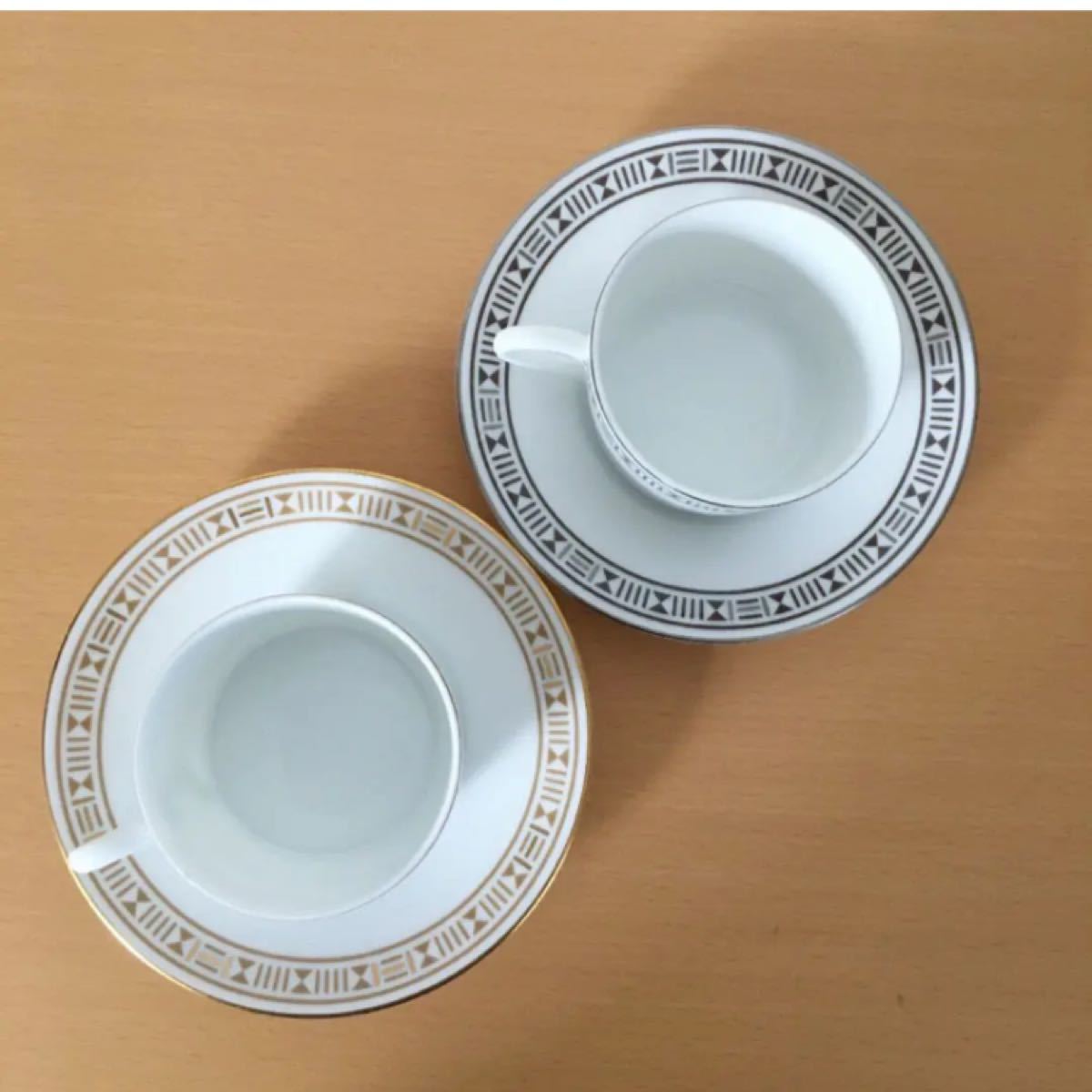 エルメス ティーカップ&ソーサー ゴールド シルバーエーゲ エルメス ティーカップ&ソーサー ゴールド シルバーエーゲ