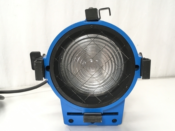 ☆実用美品☆ARRI アリ 650 PLUS タングステンフレネルライト☆1021