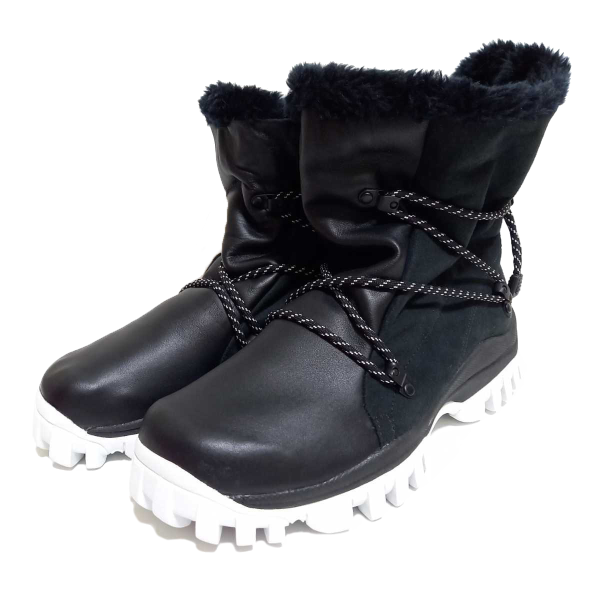 正規品! アシックス 26.0cm 黒/黒/白 HI GEL-YETITOKYO WMNS ☆asics