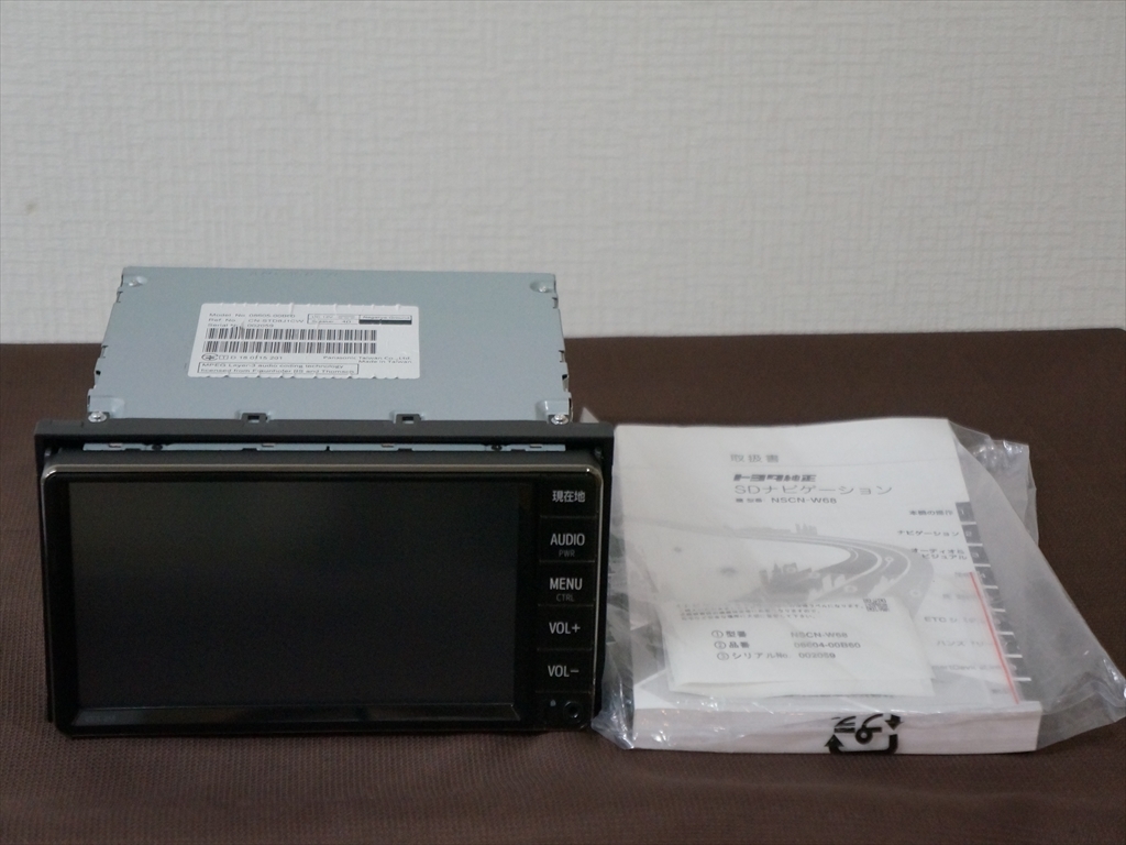 (良品)トヨタ純正ナビ NSCN-W68 (地図2019年秋版)(令和２年4月に購入品)ワンセグTV DVD再生 Bluetooth対応 (取扱説明書付き)
