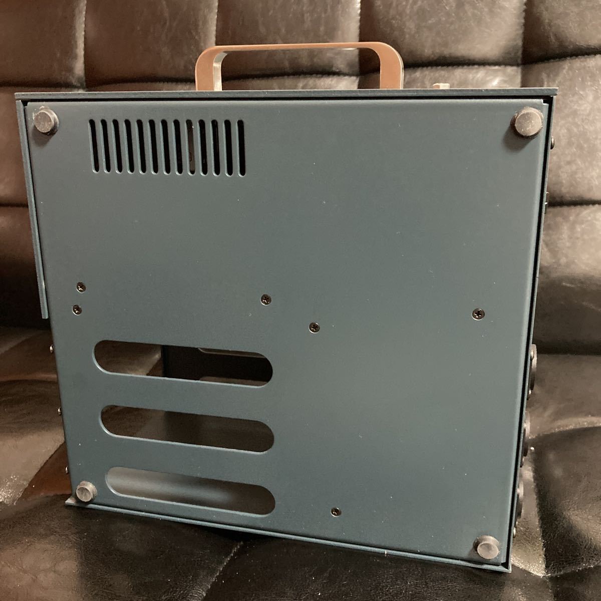 美品!】BAE AUDIO 3LB api 500 シャーシ 検)neve ssl universal 美品!】BAE AUDIO 3LB api 500 シャーシ 検)neve ssl universal