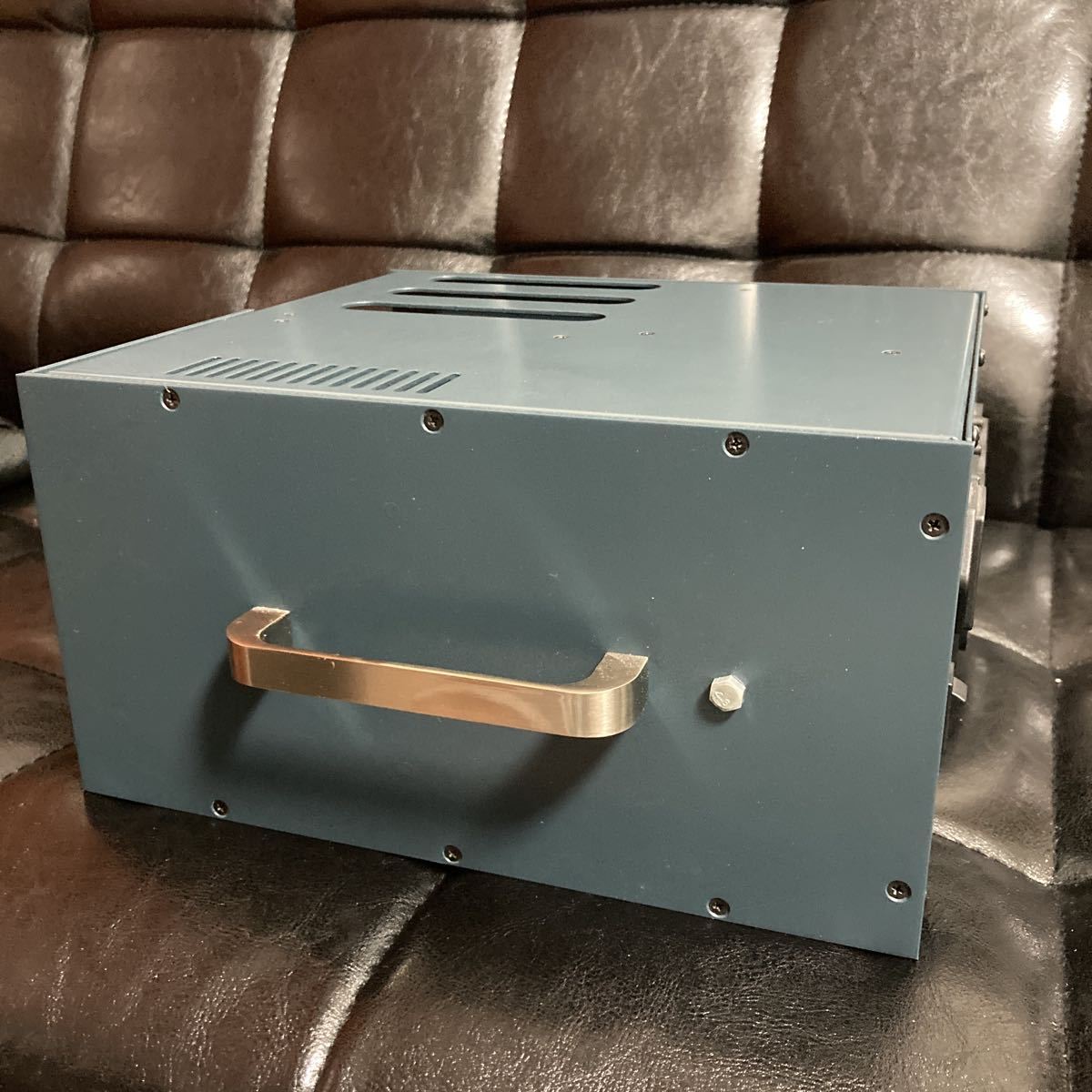 美品!】BAE AUDIO 3LB api 500 シャーシ 検)neve ssl universal 美品!】BAE AUDIO 3LB api 500 シャーシ 検)neve ssl universal